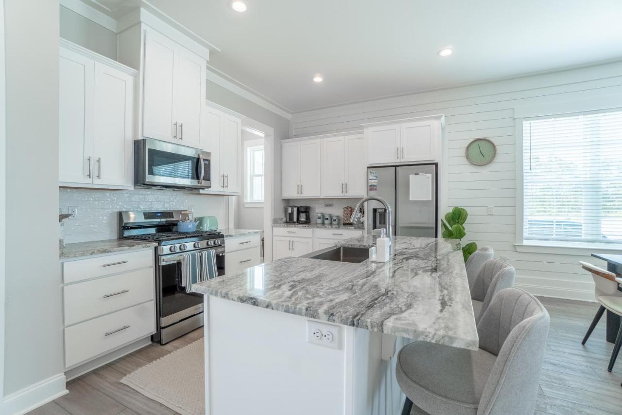 ~Spacious Home Near Beach W/ Game Room And Community Pool~ Orange Beach Exterior photo